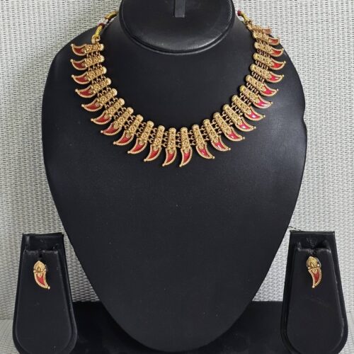 Home Red Palakka Necklace Set